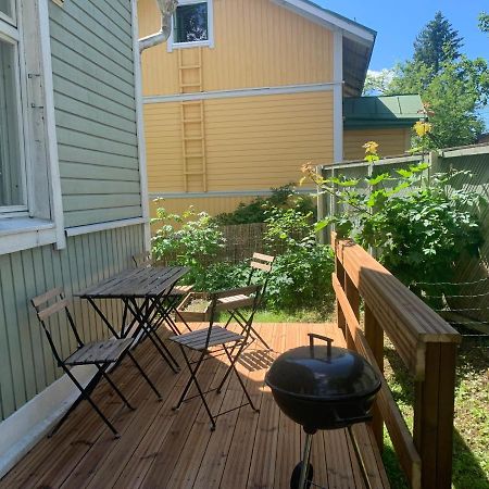 Newly Renovated Apartment In A Woodenhouse From 1910 In Martti! 투르쿠 외부 사진